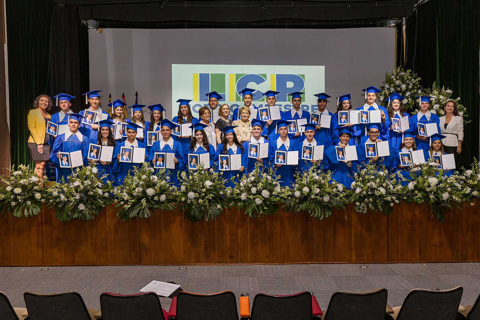 alexpiedrahita - anuario-prom-senior-alex-piedrahita-fotografia16-ts20251024223643394825.jpg