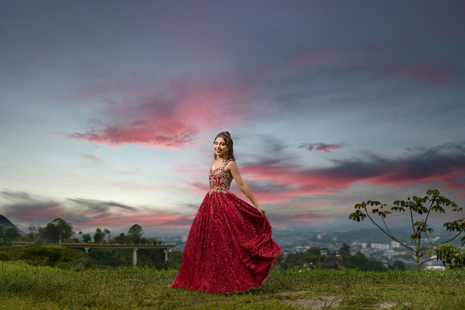 alexpiedrahita - quincenera-en-estudio-alex-piedrahita-fotografia10-ts20250728205046498886.jpg