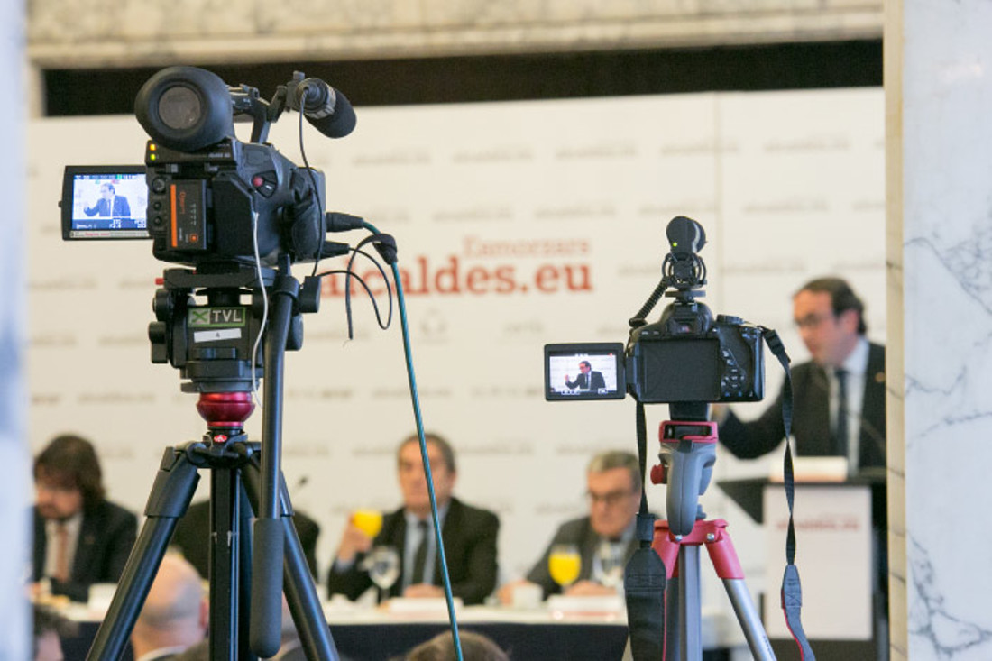 AL16-7808-DESAYUNO-281116