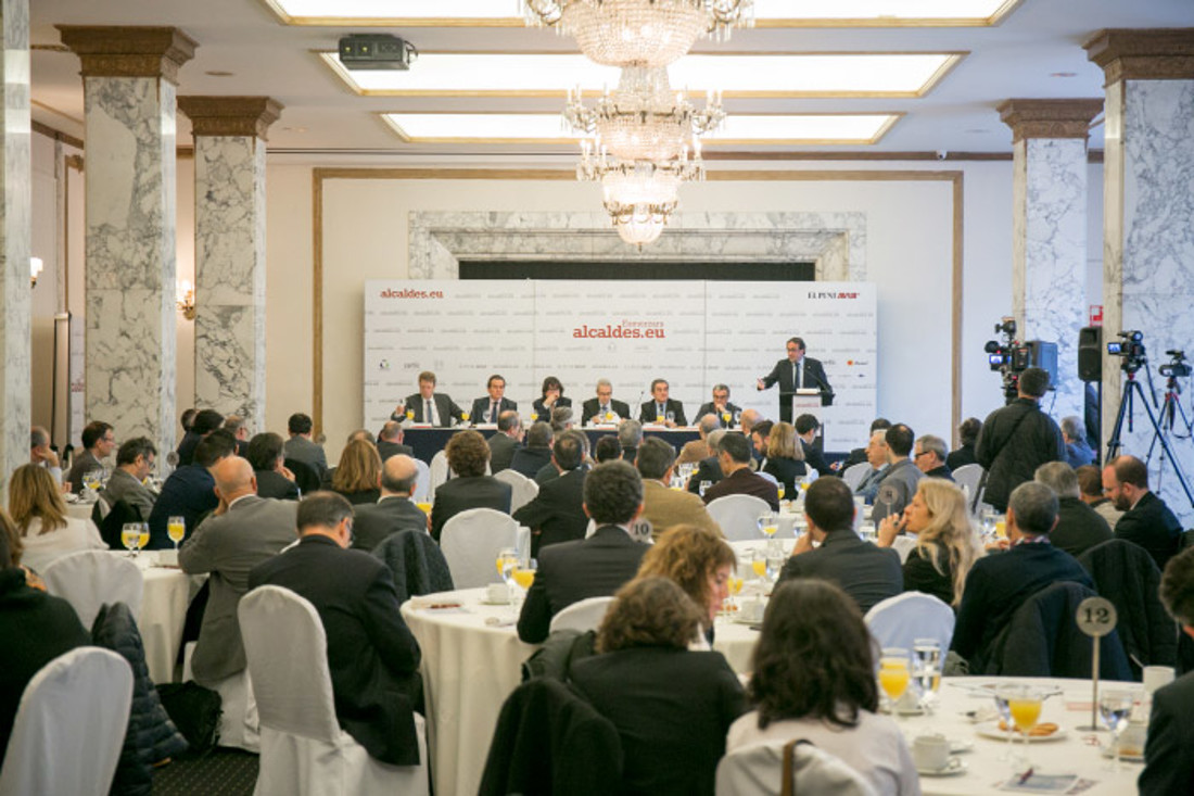 AL16-7817-DESAYUNO-281116