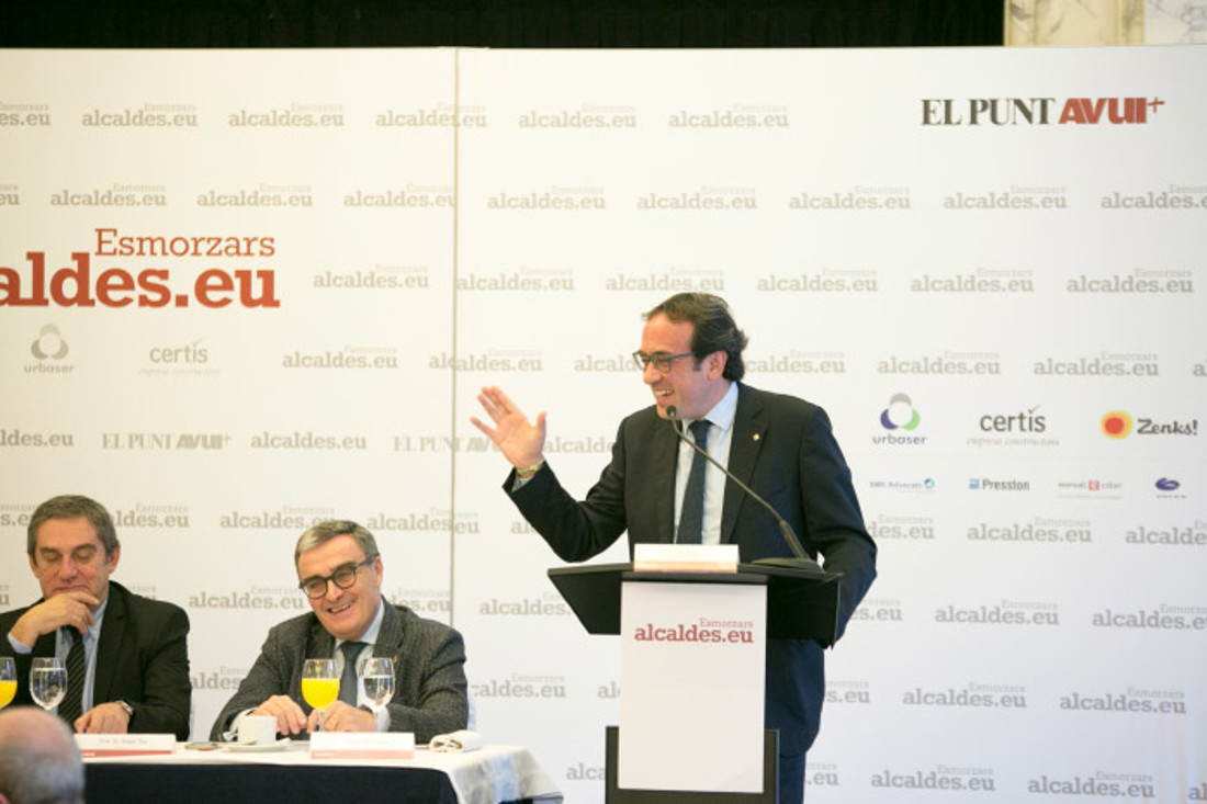 AL16-7853-DESAYUNO-281116