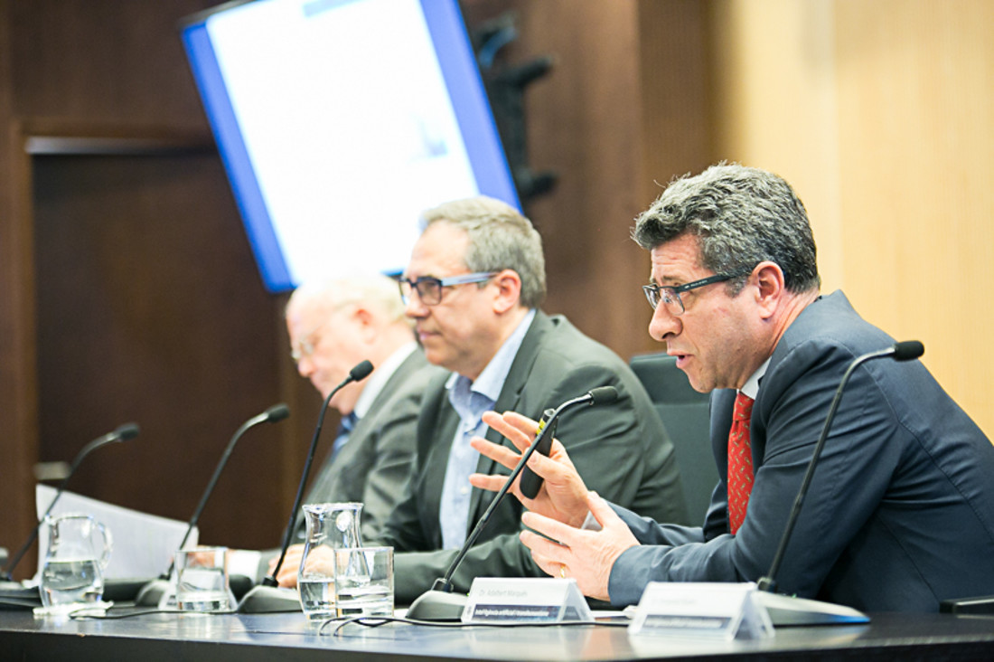 FCMB17-9767-Transhumanisme