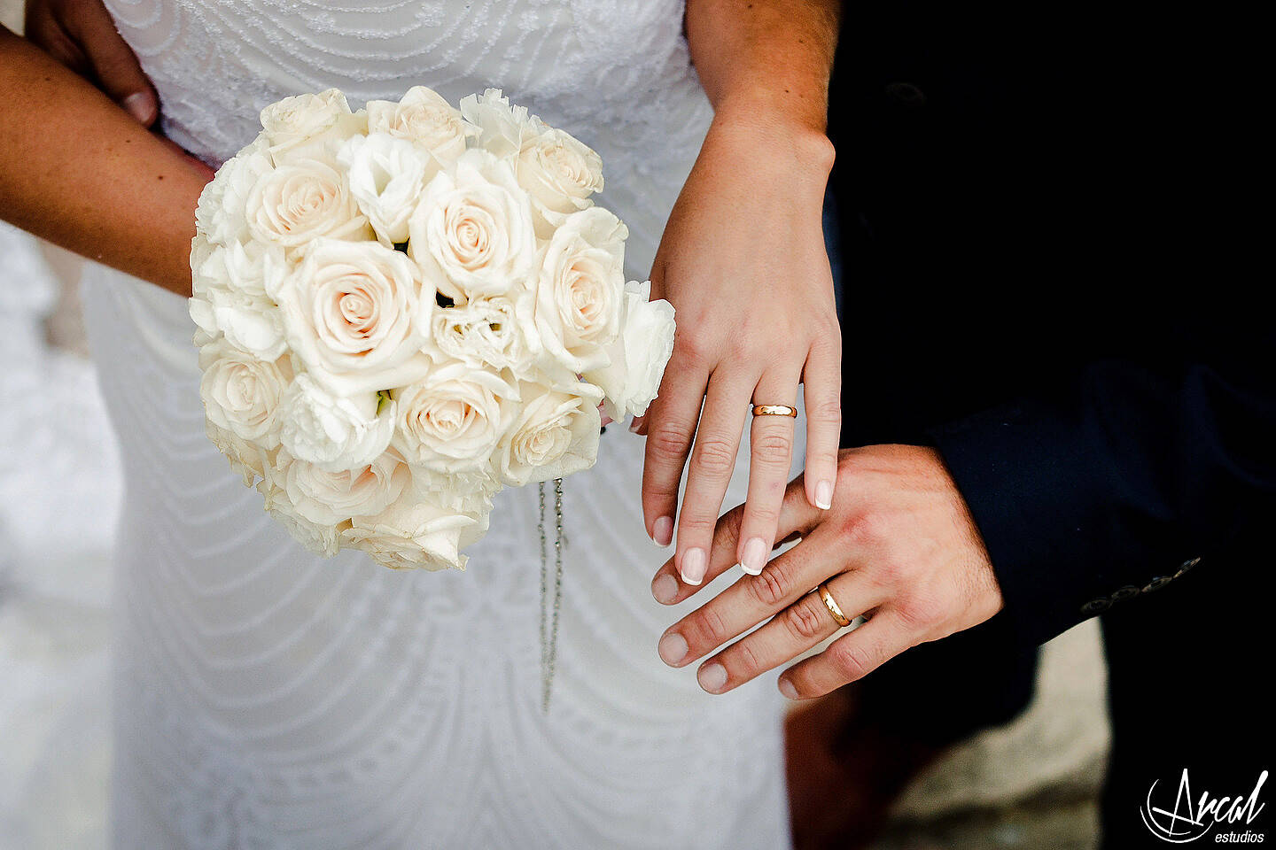 208-ornella-y-santiago-fotografi-a-casamiento-en-parroquia-nuestra-sen-ora-de-nieva-la-arbolada-hollywood-malaguen-o-carlos-paz-86154