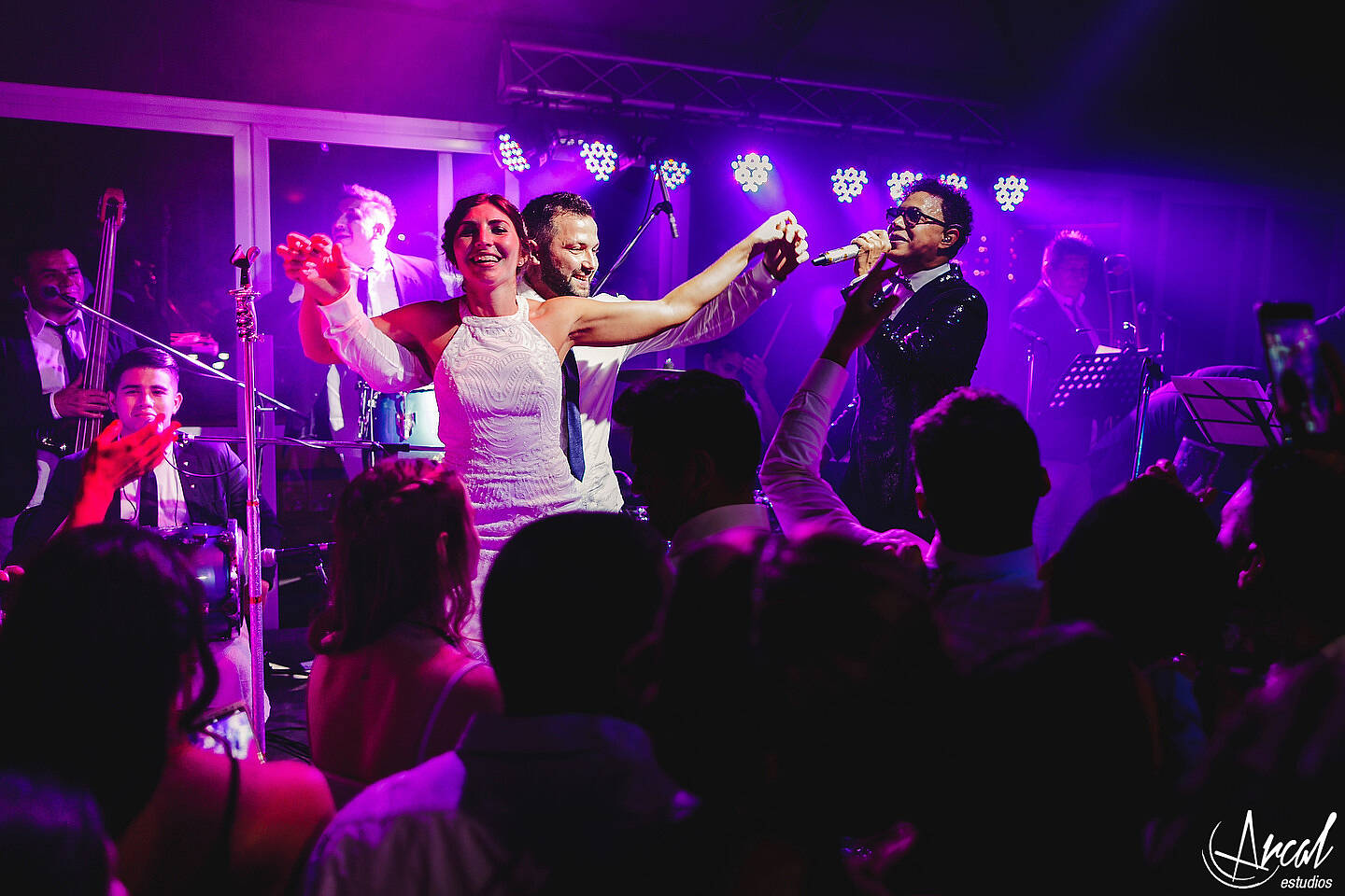 459-ornella-y-santiago-fotografi-a-casamiento-en-parroquia-nuestra-sen-ora-de-nieva-la-arbolada-hollywood-malaguen-o-carlos-paz-86154