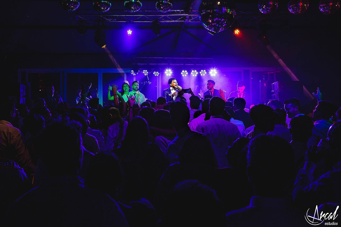 464-ornella-y-santiago-fotografi-a-casamiento-en-parroquia-nuestra-sen-ora-de-nieva-la-arbolada-hollywood-malaguen-o-carlos-paz-86154