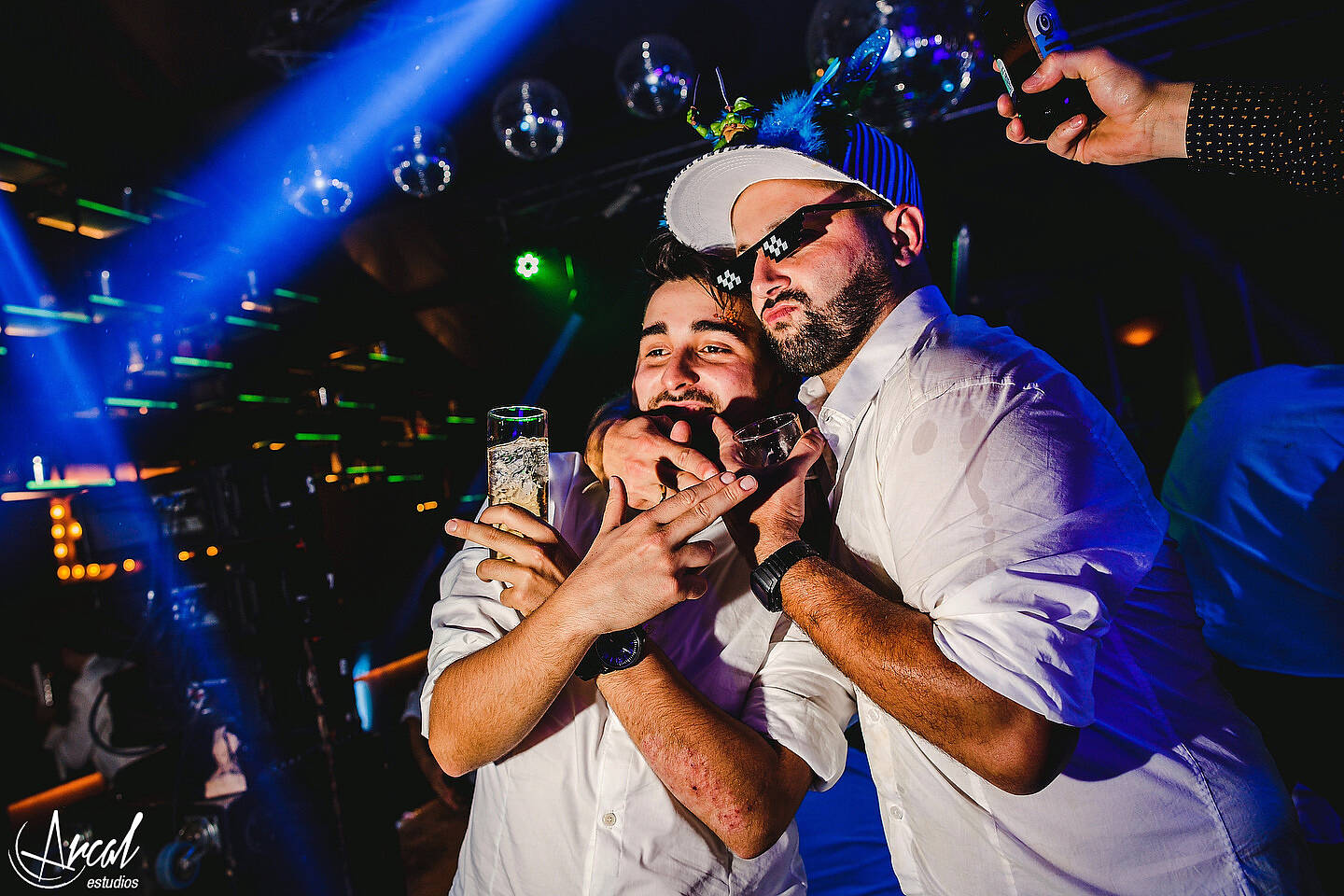 536-ornella-y-santiago-fotografi-a-casamiento-en-parroquia-nuestra-sen-ora-de-nieva-la-arbolada-hollywood-malaguen-o-carlos-paza-86154