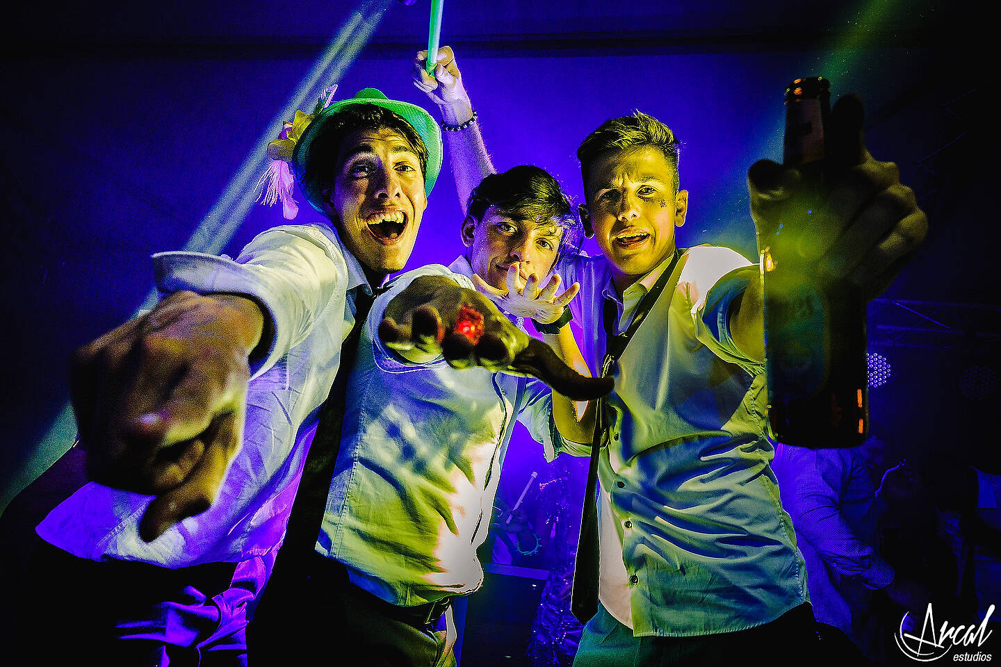 568-ornella-y-santiago-fotografi-a-casamiento-en-parroquia-nuestra-sen-ora-de-nieva-la-arbolada-hollywood-malaguen-o-carlos-paz-86154