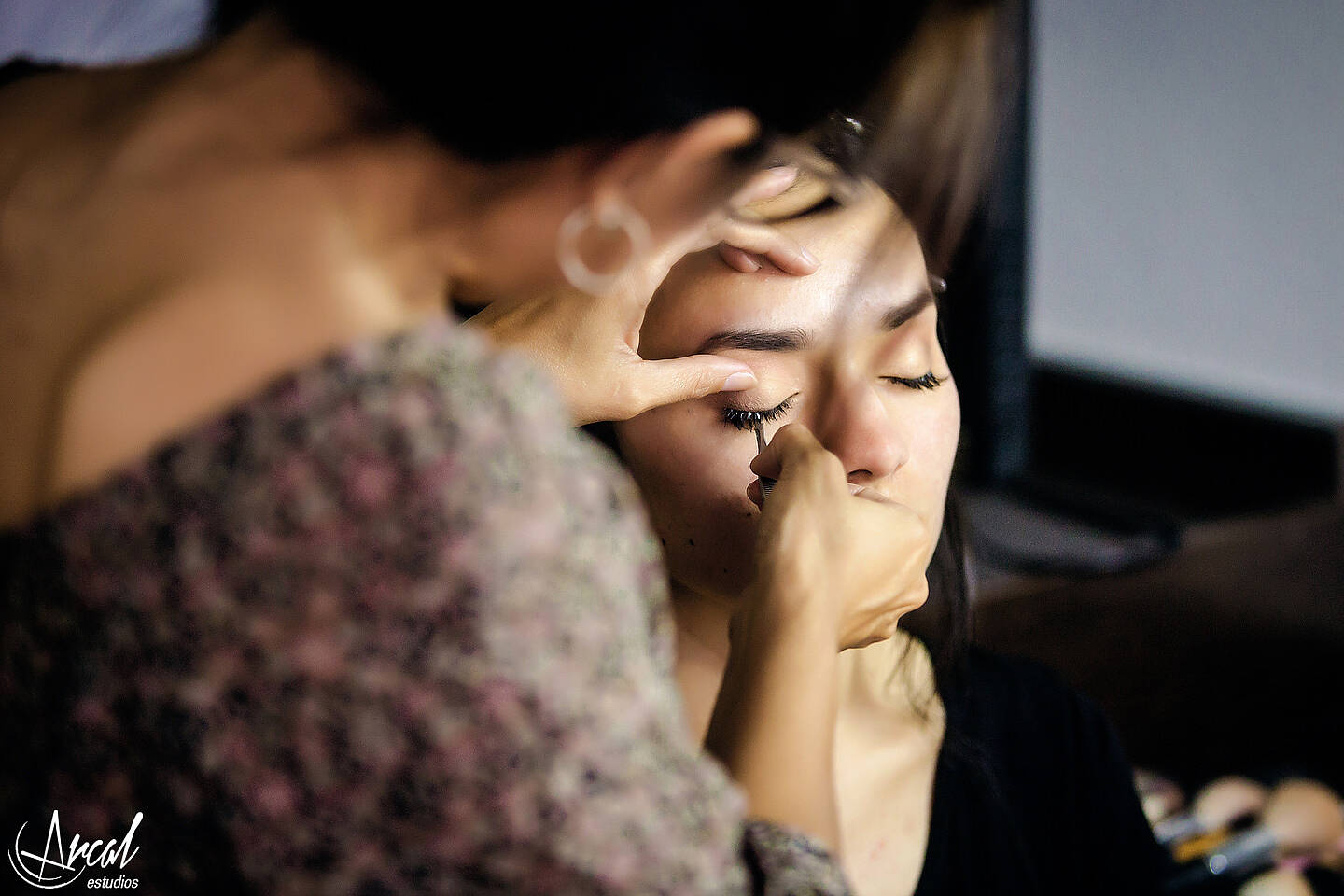 035_Florencia y Samuel_vestido de novia y maquillaje en apart hotel, boda en salón motonáutico, villa carlos pazA