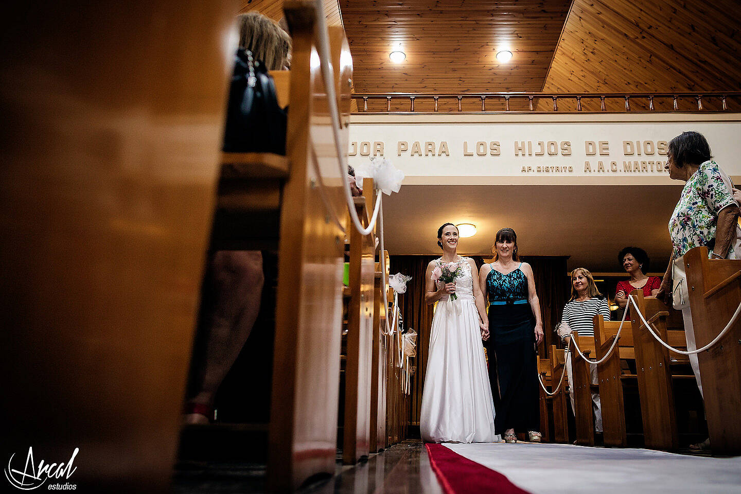 053-ayelen-y-matias-boda-en-iglesia-nueva-aposto-lica-salo-n-malala-carlos-paz-109915