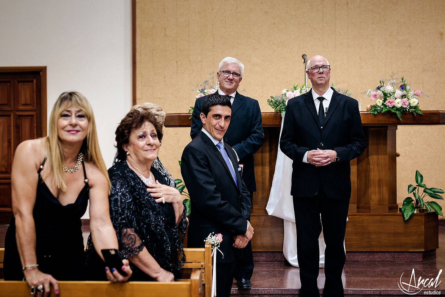 056-ayelen-y-matias-boda-en-iglesia-nueva-aposto-lica-salo-n-malala-carlos-paza-109915