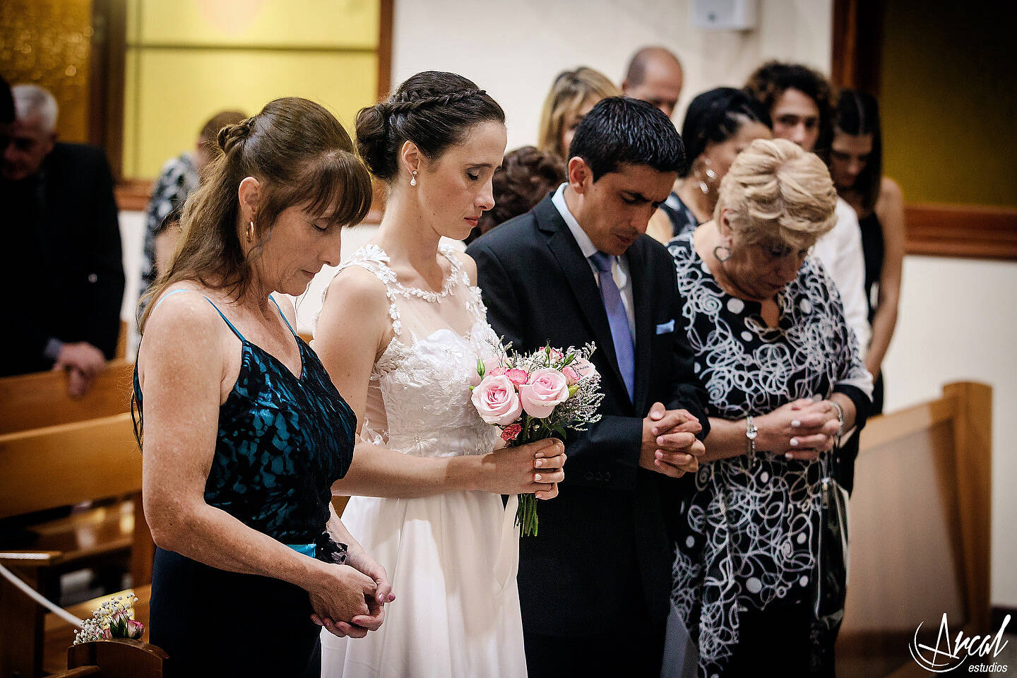 077-ayelen-y-matias-boda-en-iglesia-nueva-aposto-lica-salo-n-malala-carlos-paza-109915