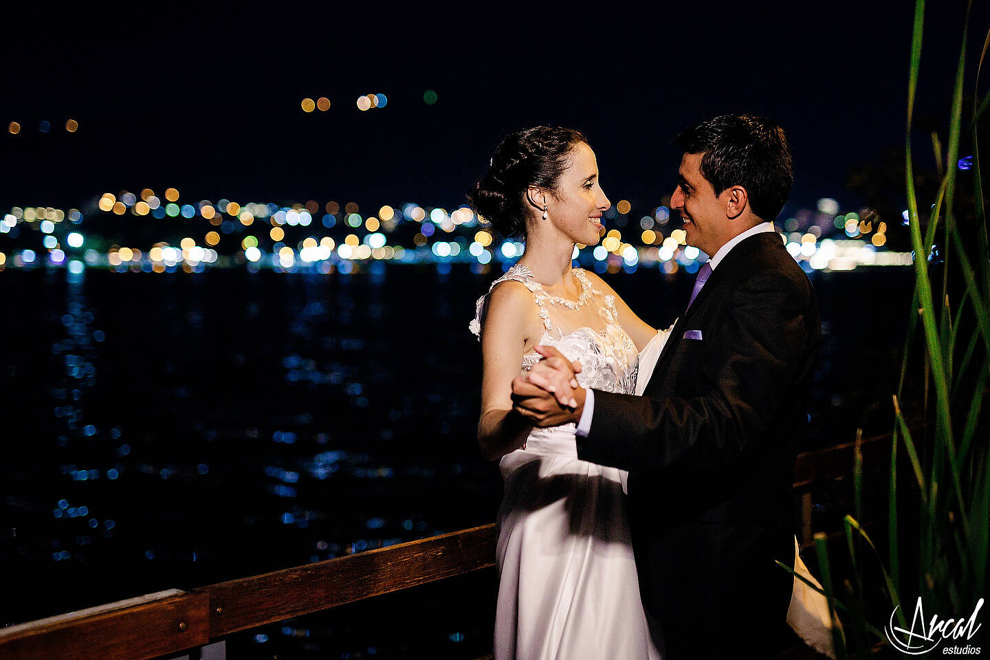 156-ayelen-y-matias-boda-en-iglesia-nueva-aposto-lica-salo-n-malala-carlos-paza-109915