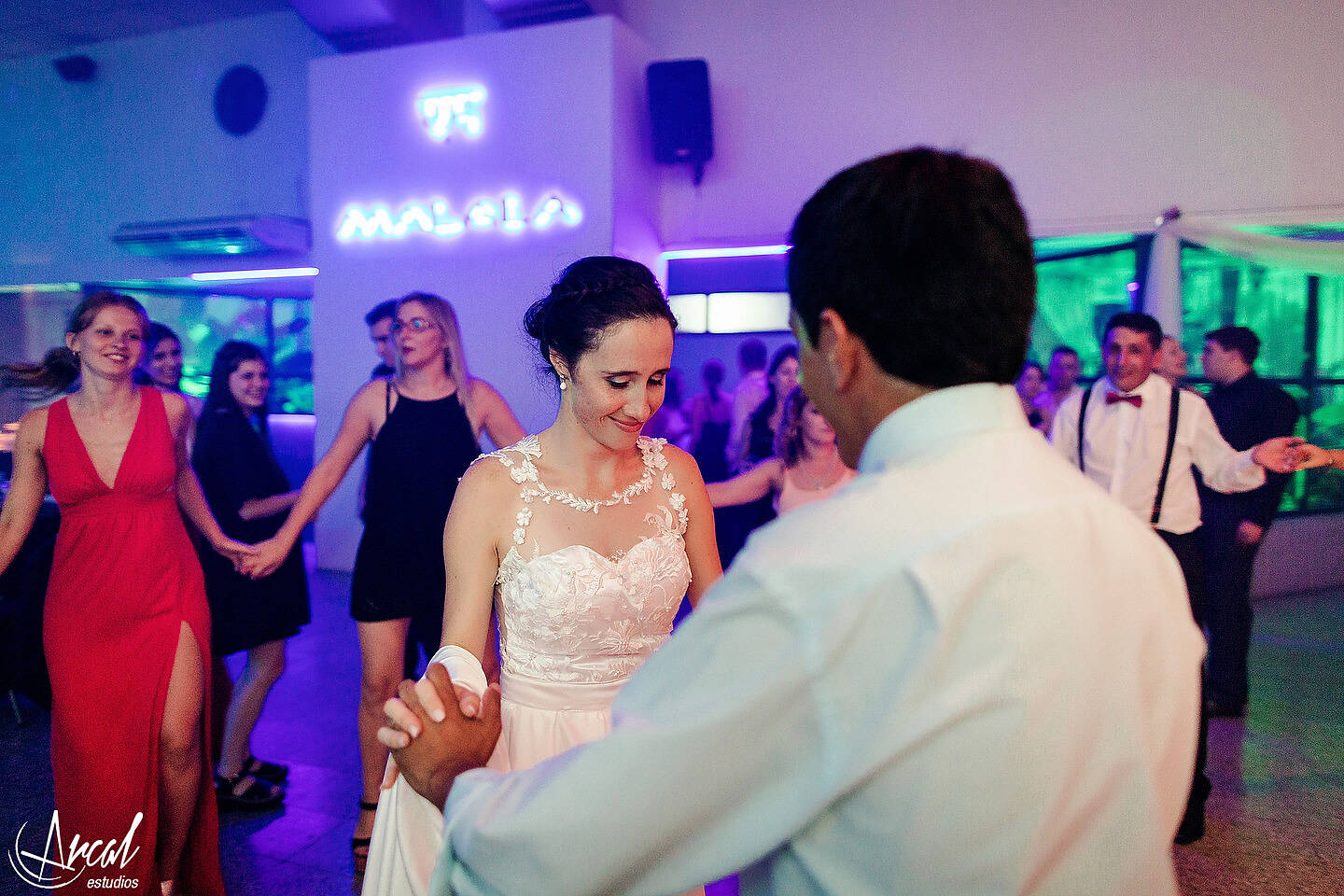 289-ayelen-y-matias-boda-en-iglesia-nueva-aposto-lica-salo-n-malala-carlos-paz-109915