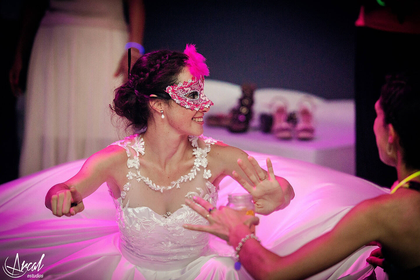 382-ayelen-y-matias-boda-en-iglesia-nueva-aposto-lica-salo-n-malala-carlos-paz-109915