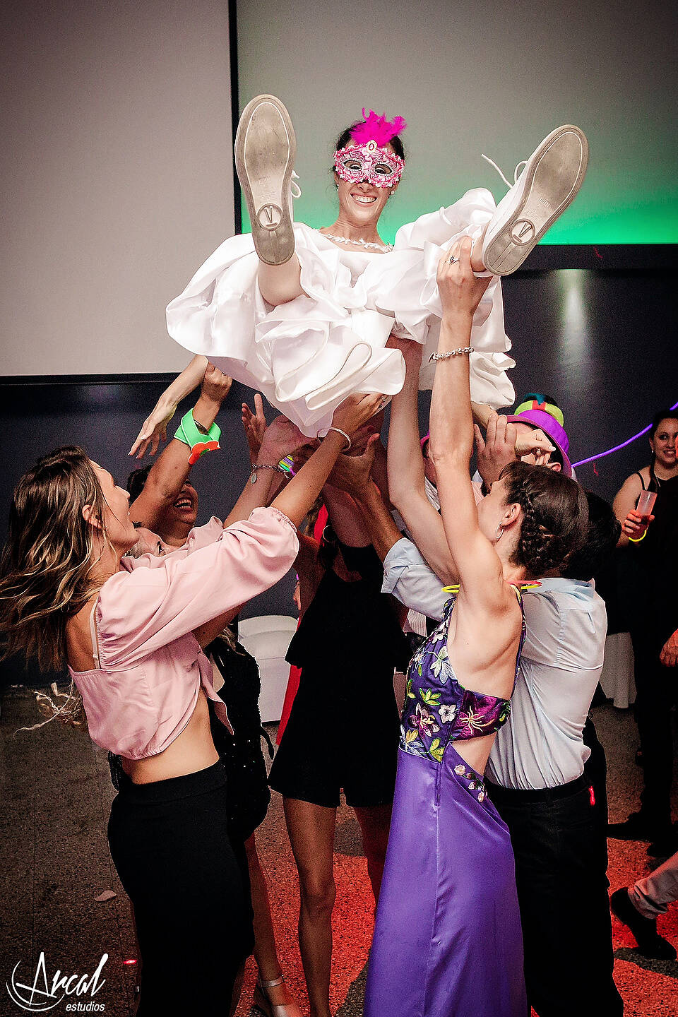 405-ayelen-y-matias-boda-en-iglesia-nueva-aposto-lica-salo-n-malala-carlos-paz-109915