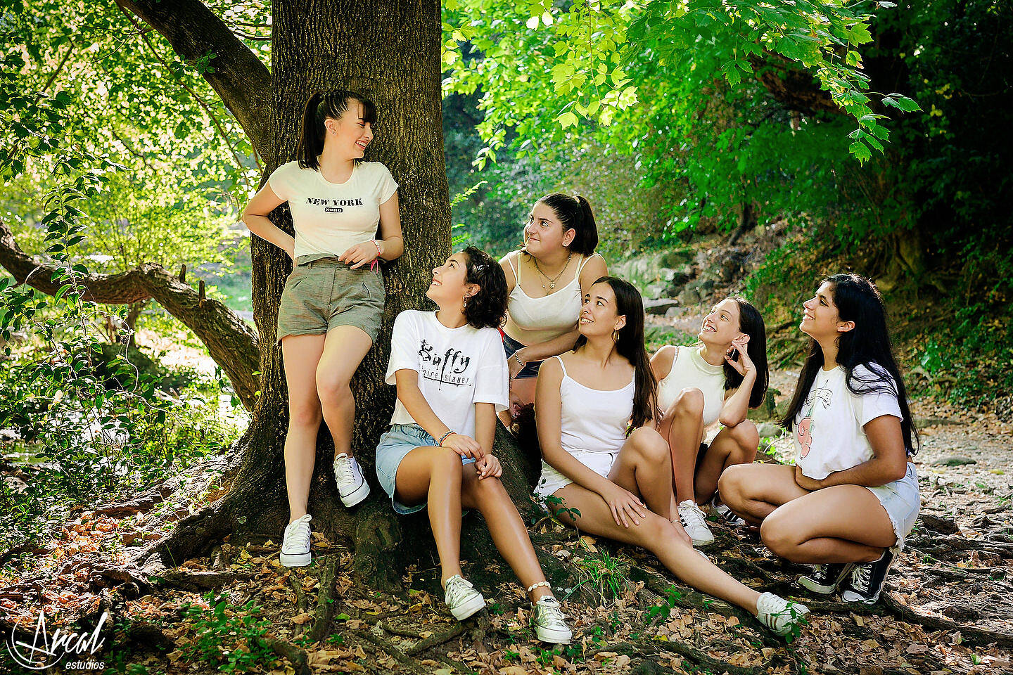 024-micaela-book-15-an-os-arcal-estudios-tanti-hotel-santa-cecilia-110386