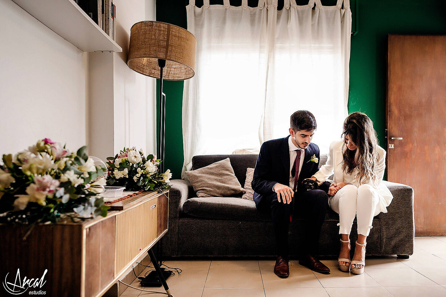 048-carla-y-guillermo-casamiento-con-barbijo-o-tapa-boca-por-zoom-registro-civil-de-co-rdoba-fotos-de-novios-en-tribunalesa-119131