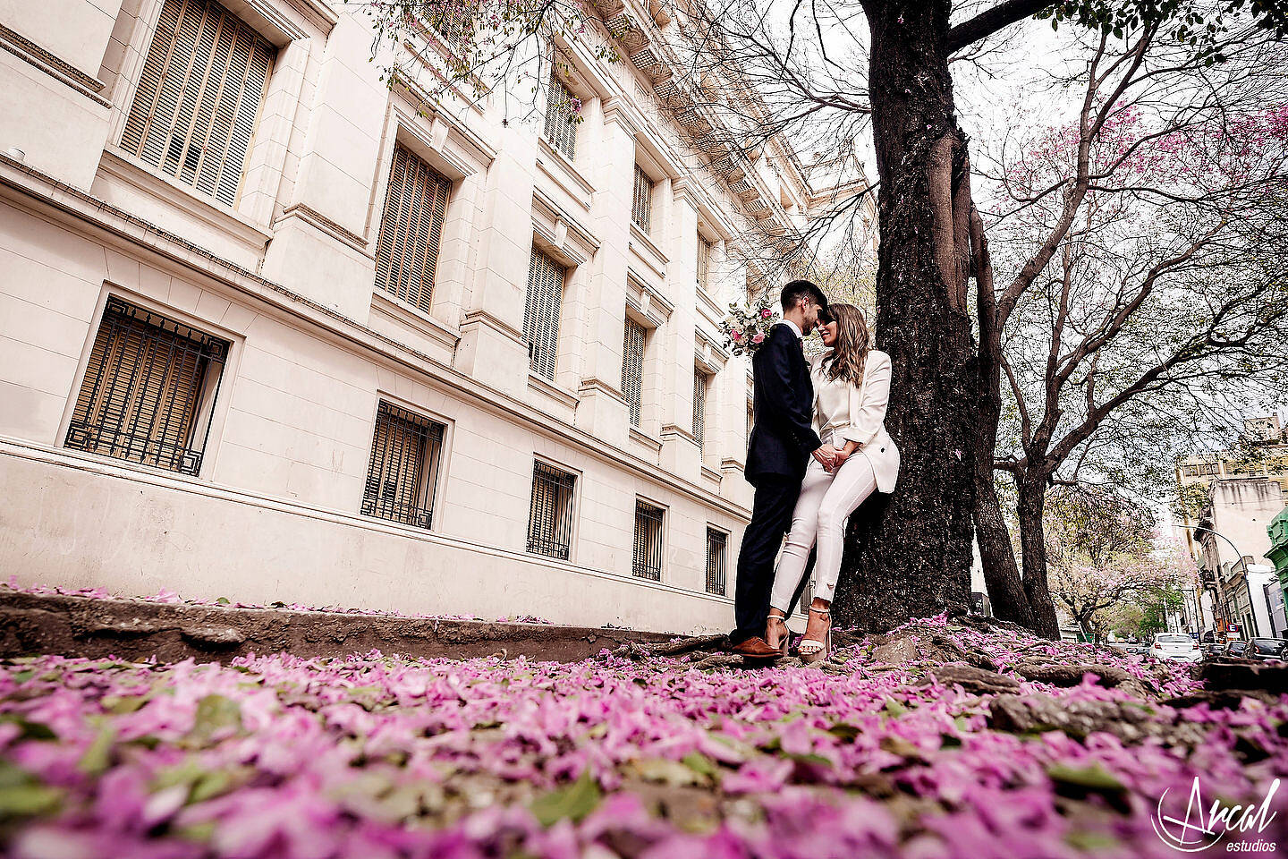 179-carla-y-guillermo-casamiento-con-barbijo-o-tapa-boca-por-zoom-registro-civil-de-co-rdoba-fotos-de-novios-en-tribunales-119131