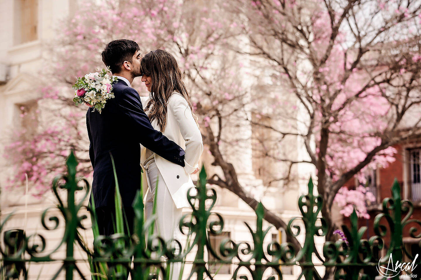 193-carla-y-guillermo-casamiento-con-barbijo-o-tapa-boca-por-zoom-registro-civil-de-co-rdoba-fotos-de-novios-en-tribunales-119131