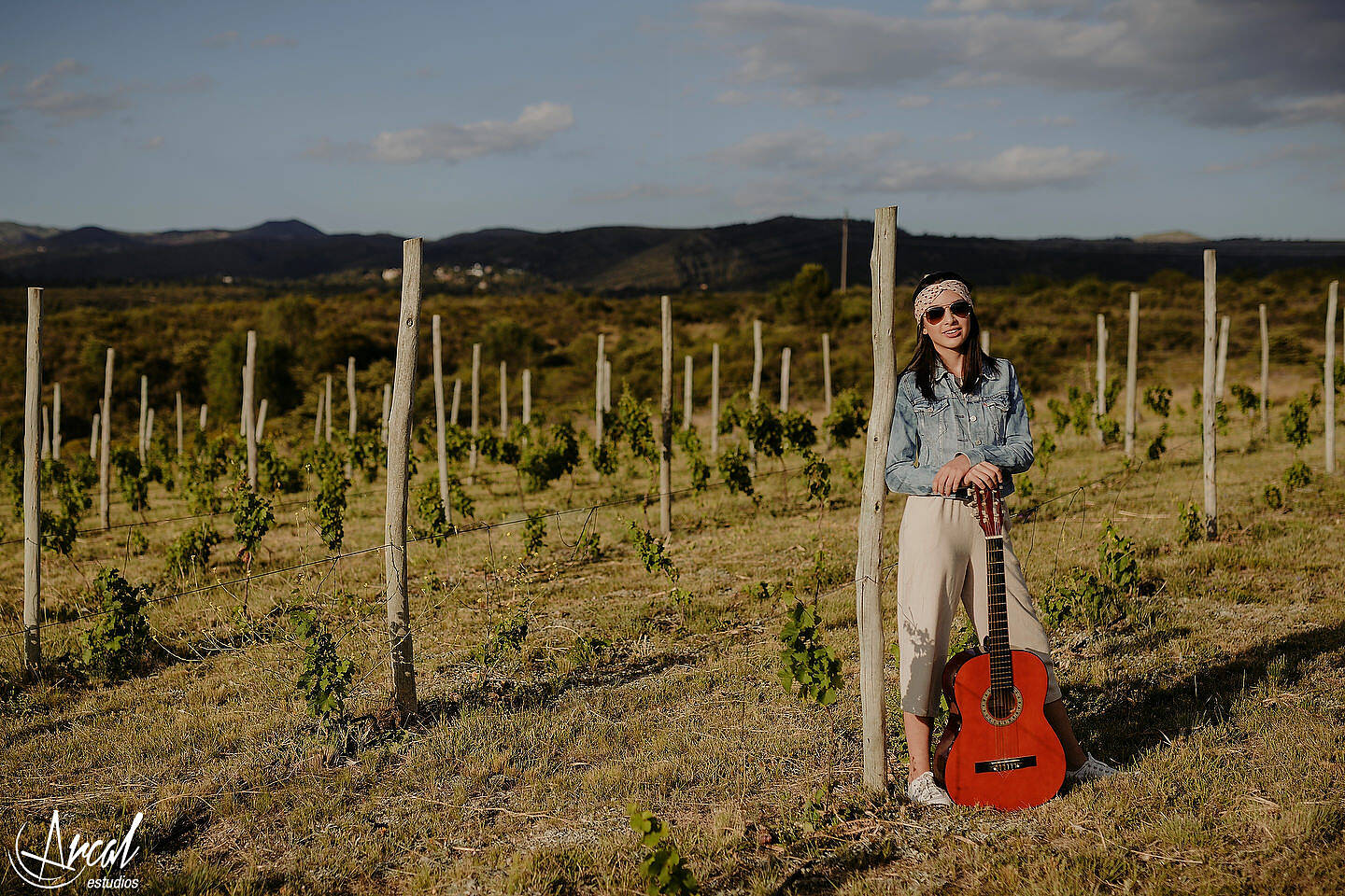 086_Mili Lenci, fotos a quinceañera en Viva la Pepa y Nebula viñedos en la cumbre, book de 15