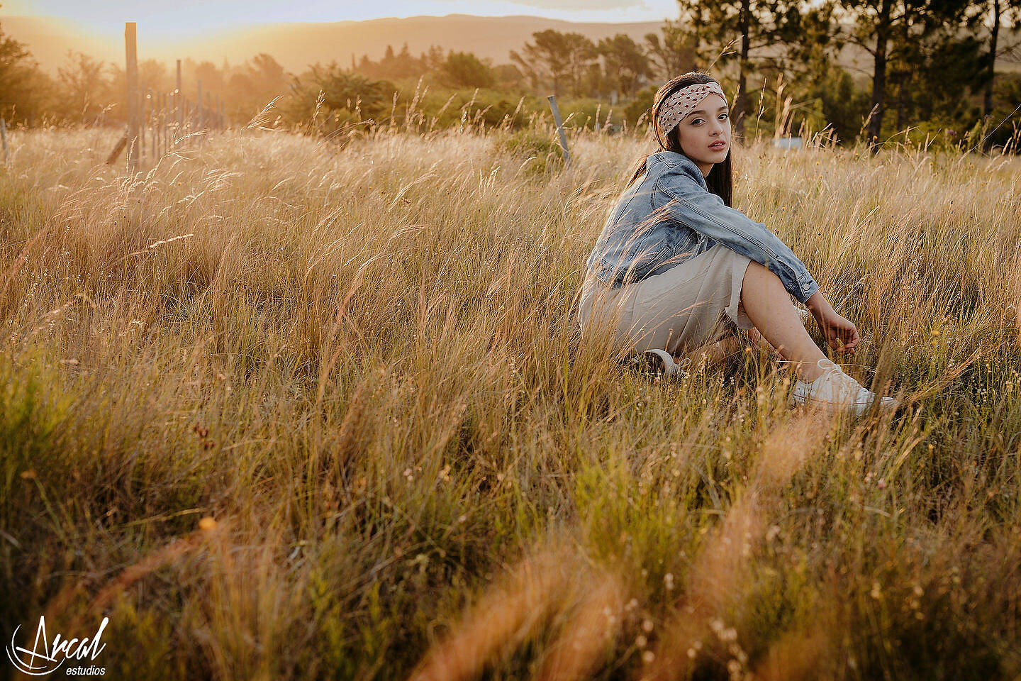 112_Mili Lenci, fotos a quinceañera en Viva la Pepa y Nebula viñedos en la cumbre, book de 15