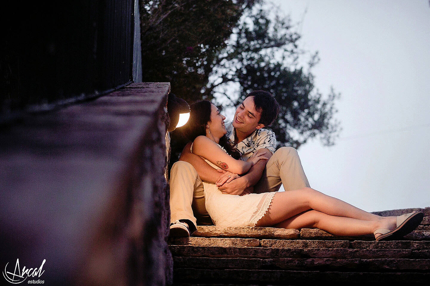 030_Lourdes y Rodrigo, fotos pre-boda, costanera, lago san roque villa carlos paz, fotografías en tagore suites villa del lago_2