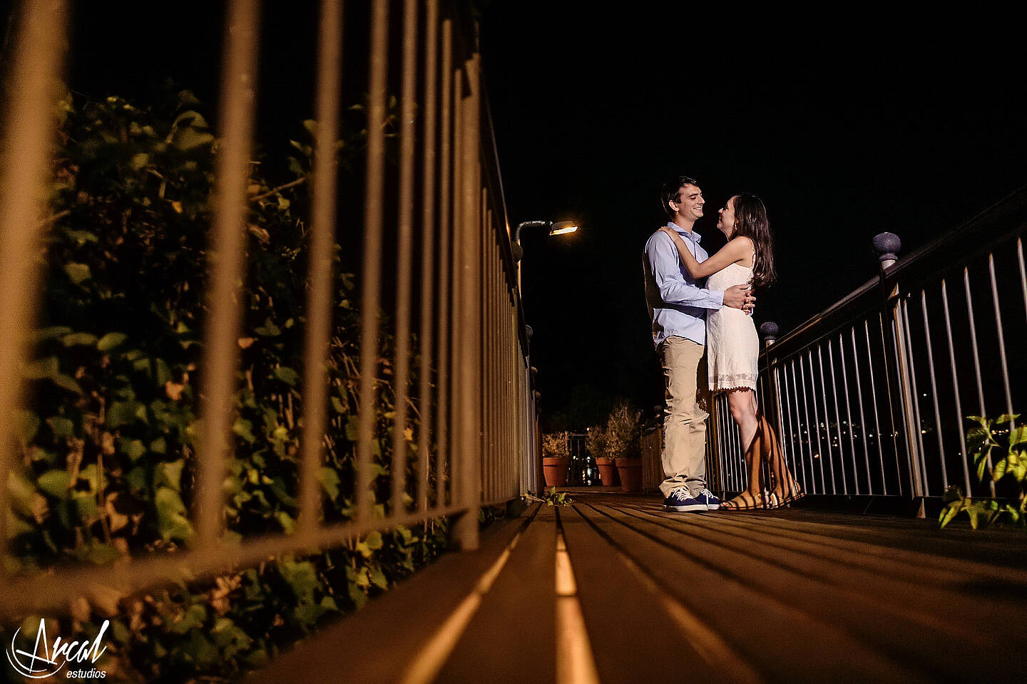 041_Lourdes y Rodrigo, fotos pre-boda, costanera, lago san roque villa carlos paz, fotografías en tagore suites villa del lago_2