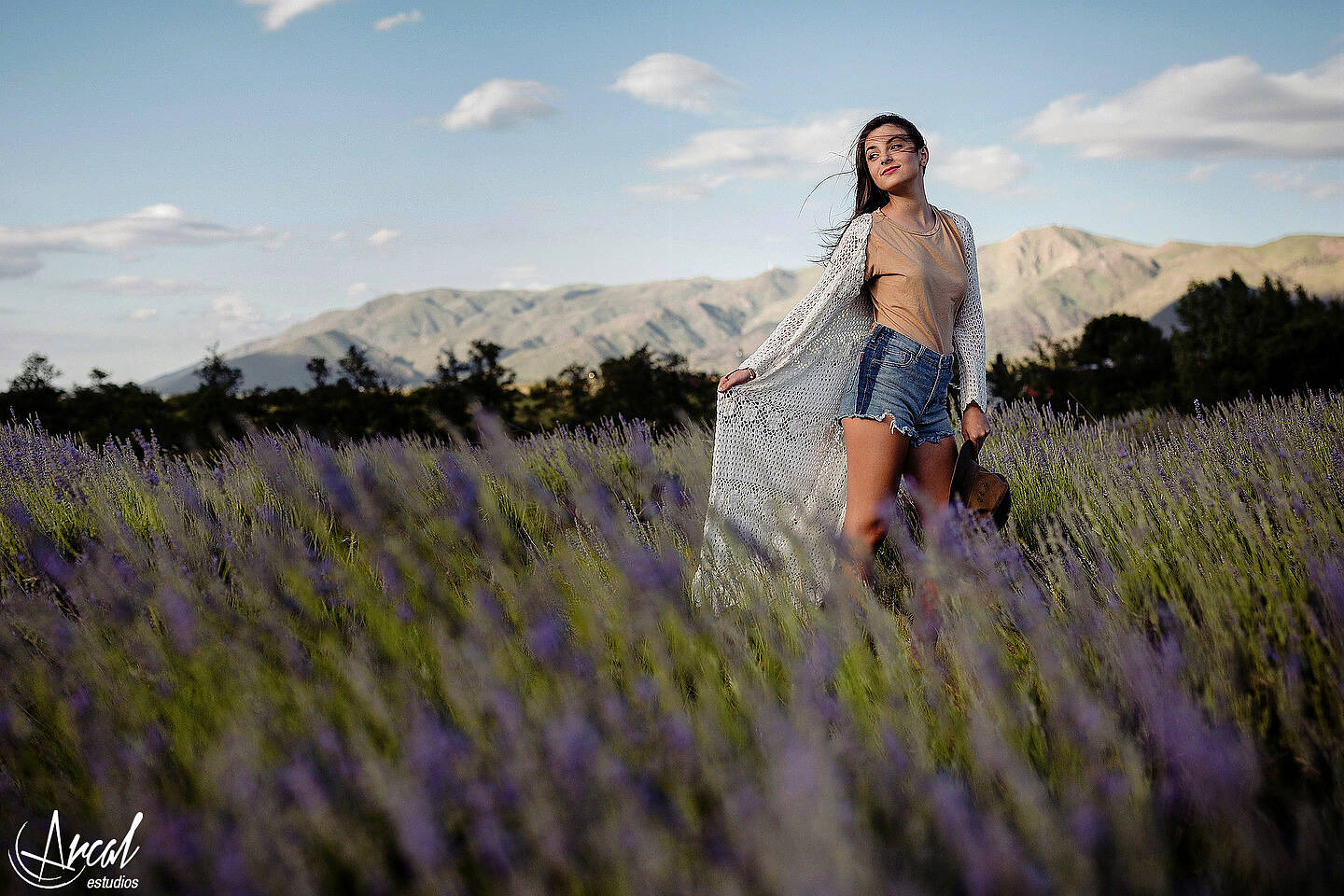 061-cata-succio-book-quincean-era-en-el-vivero-de-nora-fotos-en-campo-de-lavanda-domaine-de-puberclair-y-nebula-vin-edos-123791