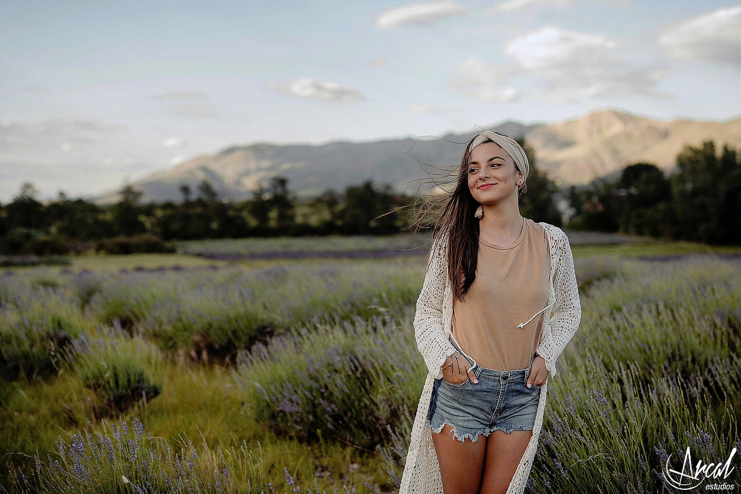 065-cata-succio-book-quincean-era-en-el-vivero-de-nora-fotos-en-campo-de-lavanda-domaine-de-puberclair-y-nebula-vin-edos-a-123791