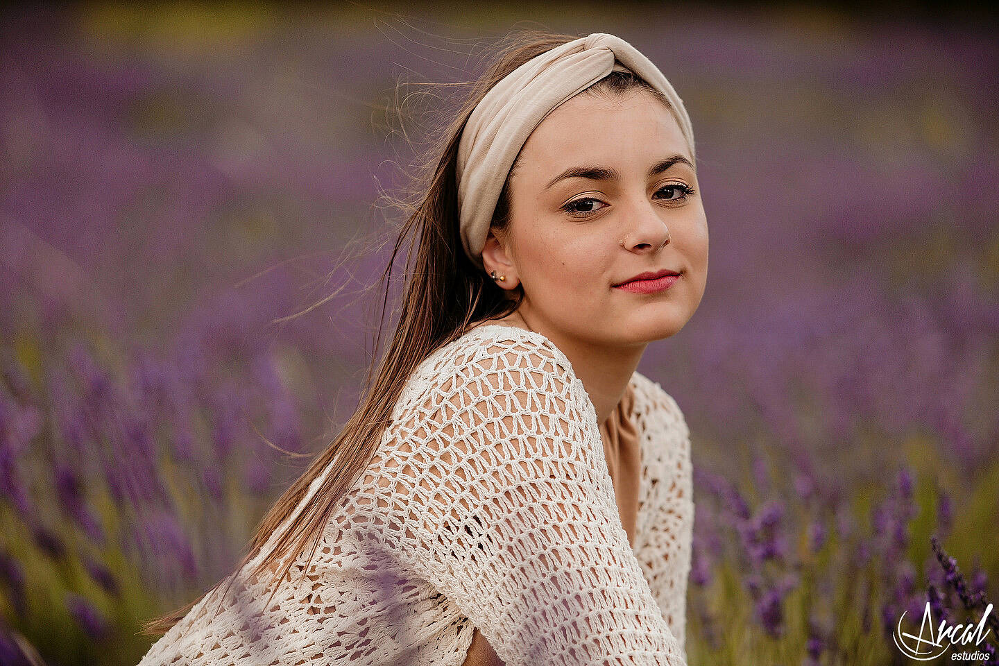 072-cata-succio-book-quincean-era-en-el-vivero-de-nora-fotos-en-campo-de-lavanda-domaine-de-puberclair-y-nebula-vin-edos-a-123791