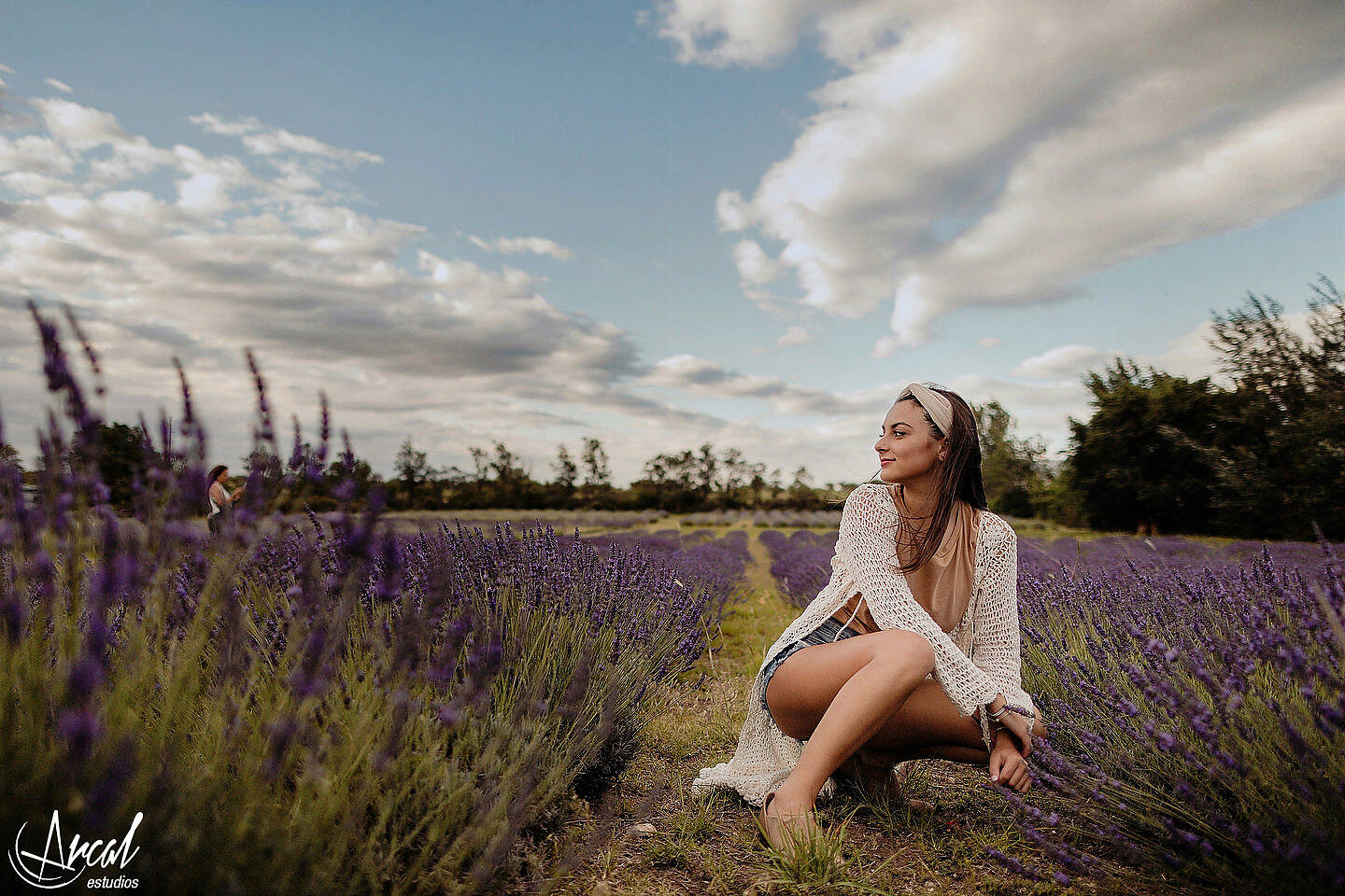 074-cata-succio-book-quincean-era-en-el-vivero-de-nora-fotos-en-campo-de-lavanda-domaine-de-puberclair-y-nebula-vin-edos-123791