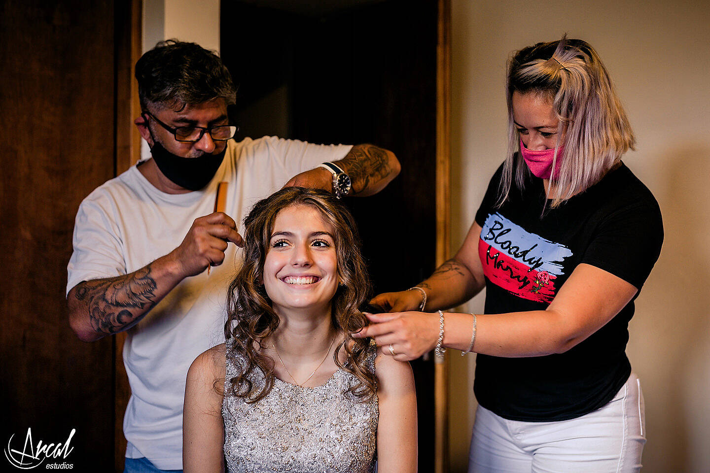 006-giuliana-pelletieri-make-up-de-carla-salguero-en-salo-n-las-grolas-quince-an-os-fiesta-en-pandemia-carlos-paz-malaguen-o-124948