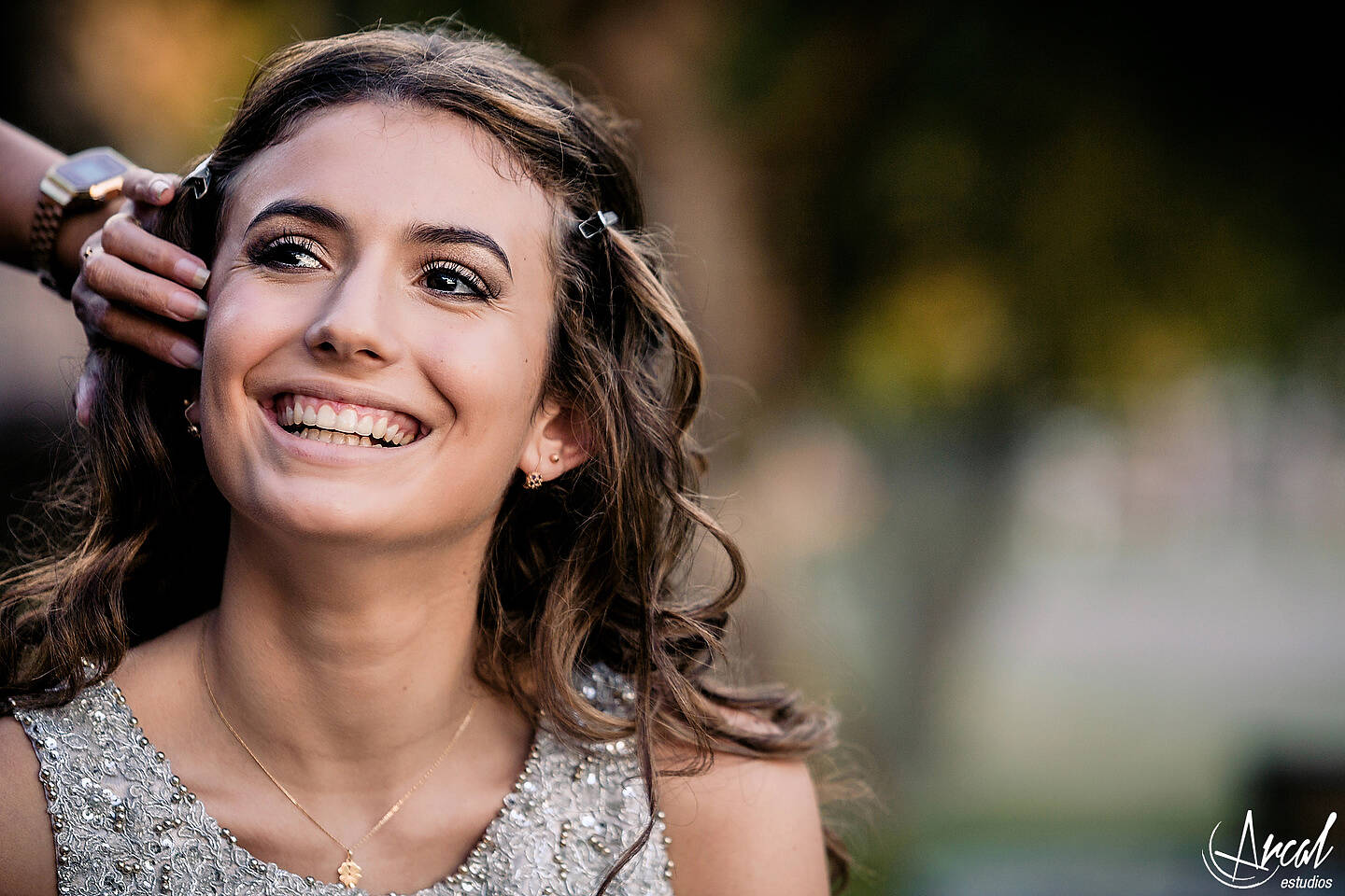 025-giuliana-pelletieri-make-up-de-carla-salguero-en-salo-n-las-grolas-quince-an-os-fiesta-en-pandemia-carlos-paz-malaguen-oa-124948