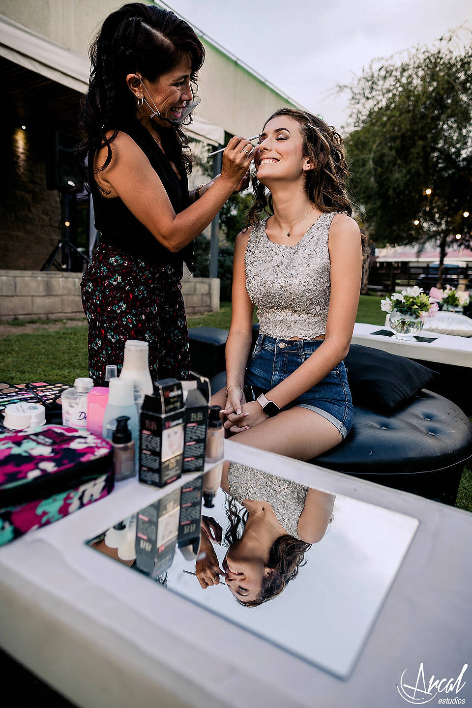 027-giuliana-pelletieri-make-up-de-carla-salguero-en-salo-n-las-grolas-quince-an-os-fiesta-en-pandemia-carlos-paz-malaguen-oa-124948