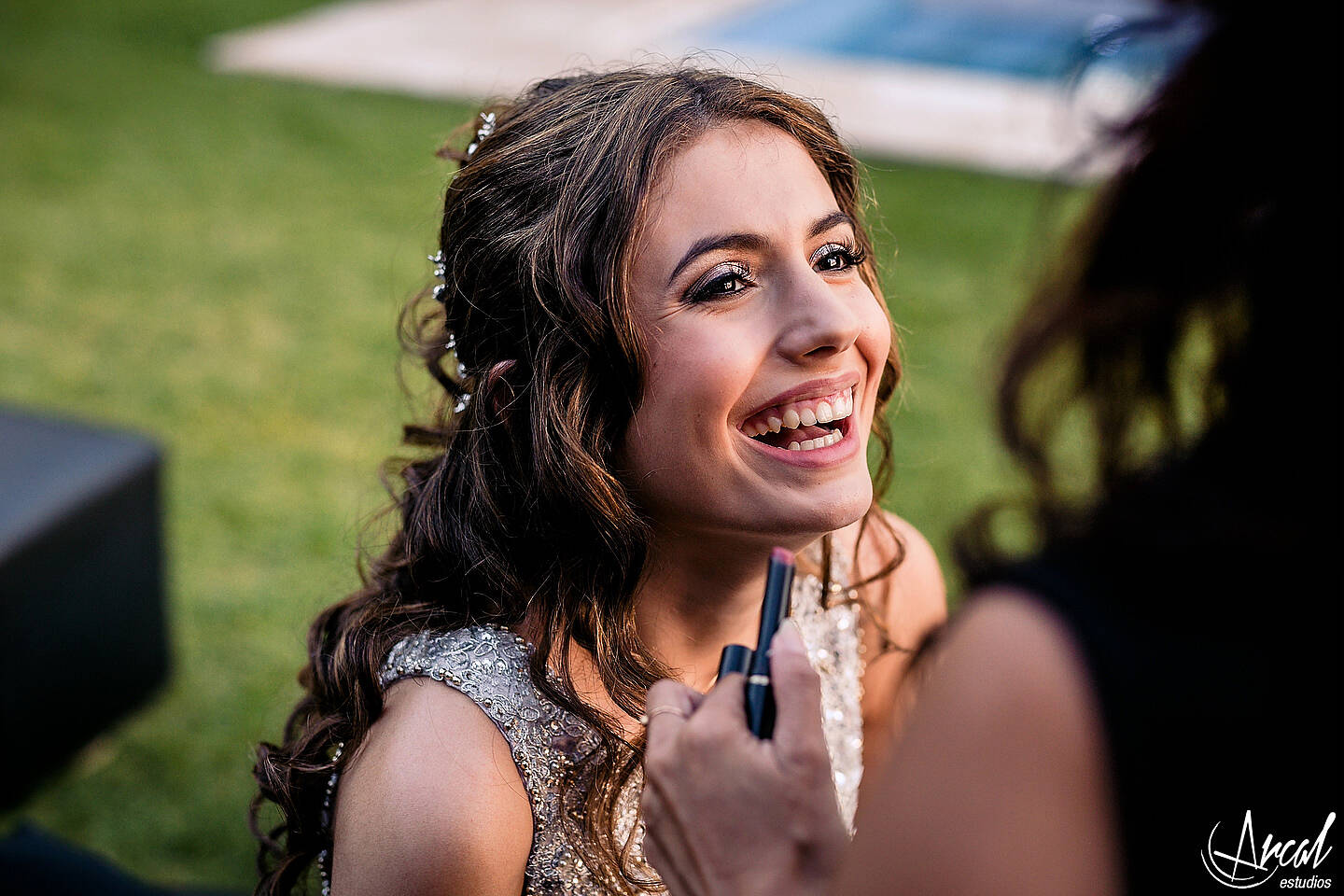 031-giuliana-pelletieri-make-up-de-carla-salguero-en-salo-n-las-grolas-quince-an-os-fiesta-en-pandemia-carlos-paz-malaguen-oa-124948