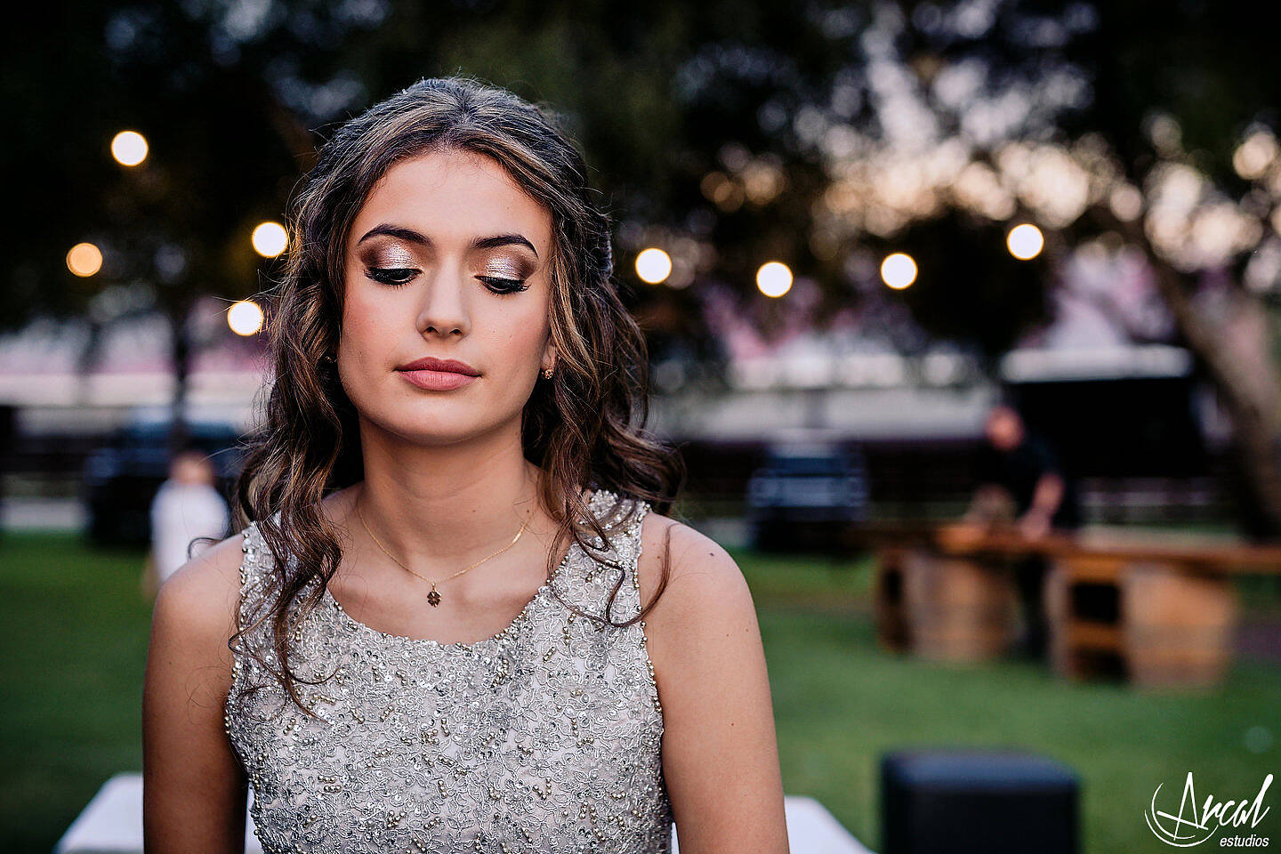 034-giuliana-pelletieri-make-up-de-carla-salguero-en-salo-n-las-grolas-quince-an-os-fiesta-en-pandemia-carlos-paz-malaguen-oa-124948