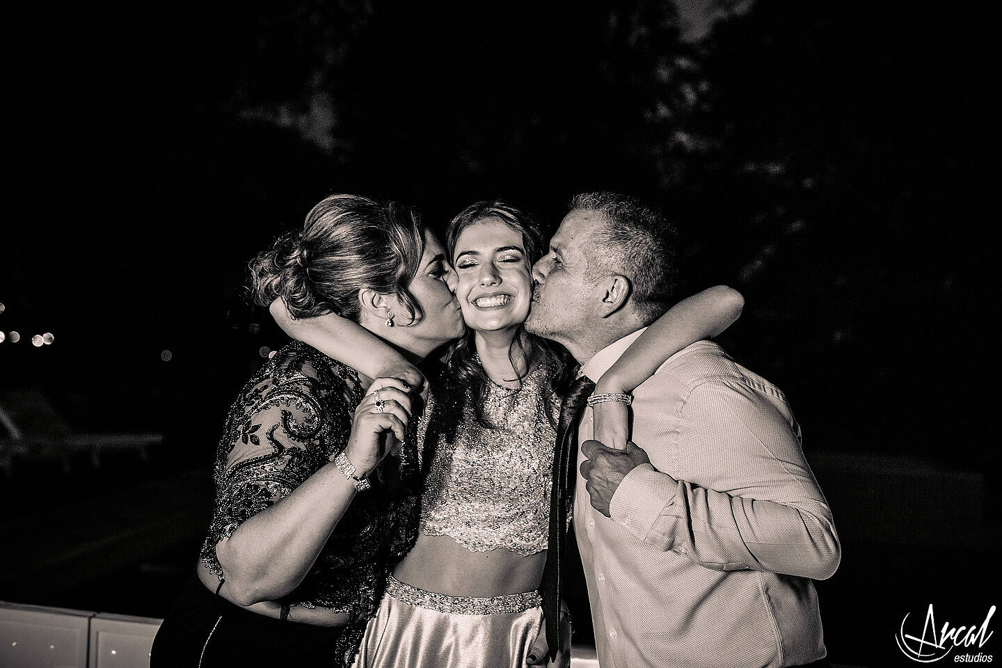 058-giuliana-pelletieri-make-up-de-carla-salguero-en-salo-n-las-grolas-quince-an-os-fiesta-en-pandemia-carlos-paz-malaguen-oa-124948