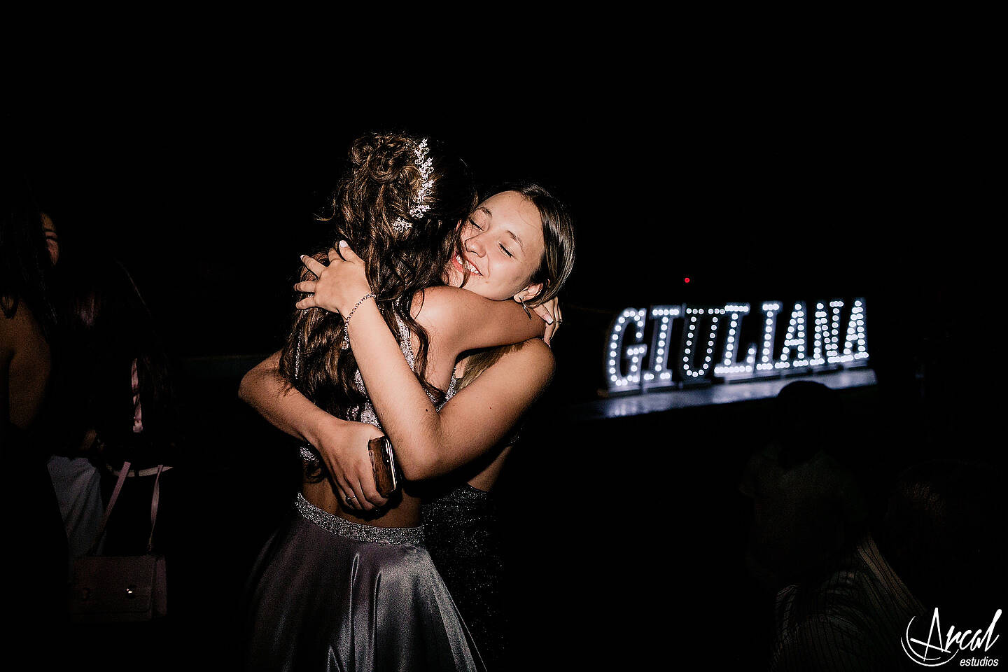 155-giuliana-pelletieri-make-up-de-carla-salguero-en-salo-n-las-grolas-quince-an-os-fiesta-en-pandemia-carlos-paz-malaguen-oa-124948