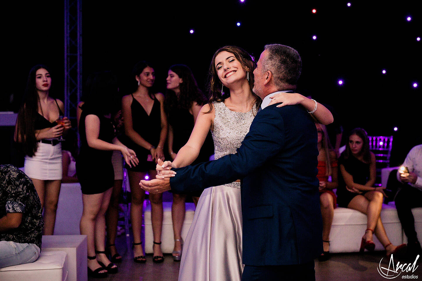 160-giuliana-pelletieri-make-up-de-carla-salguero-en-salo-n-las-grolas-quince-an-os-fiesta-en-pandemia-carlos-paz-malaguen-oa-124948