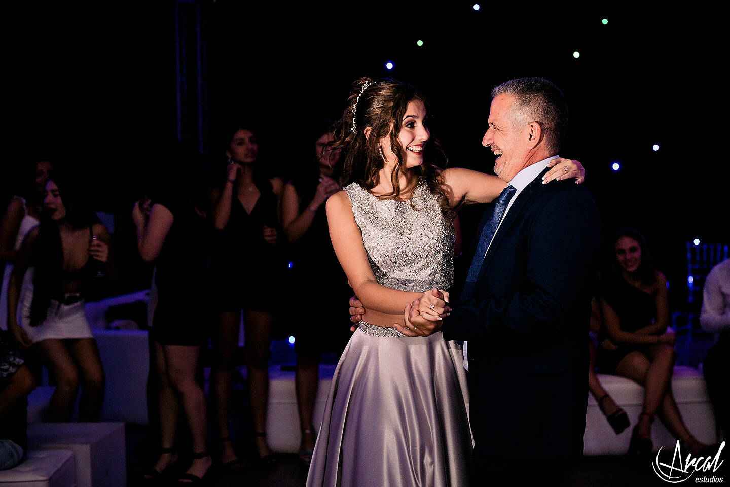 163-giuliana-pelletieri-make-up-de-carla-salguero-en-salo-n-las-grolas-quince-an-os-fiesta-en-pandemia-carlos-paz-malaguen-oa-124948