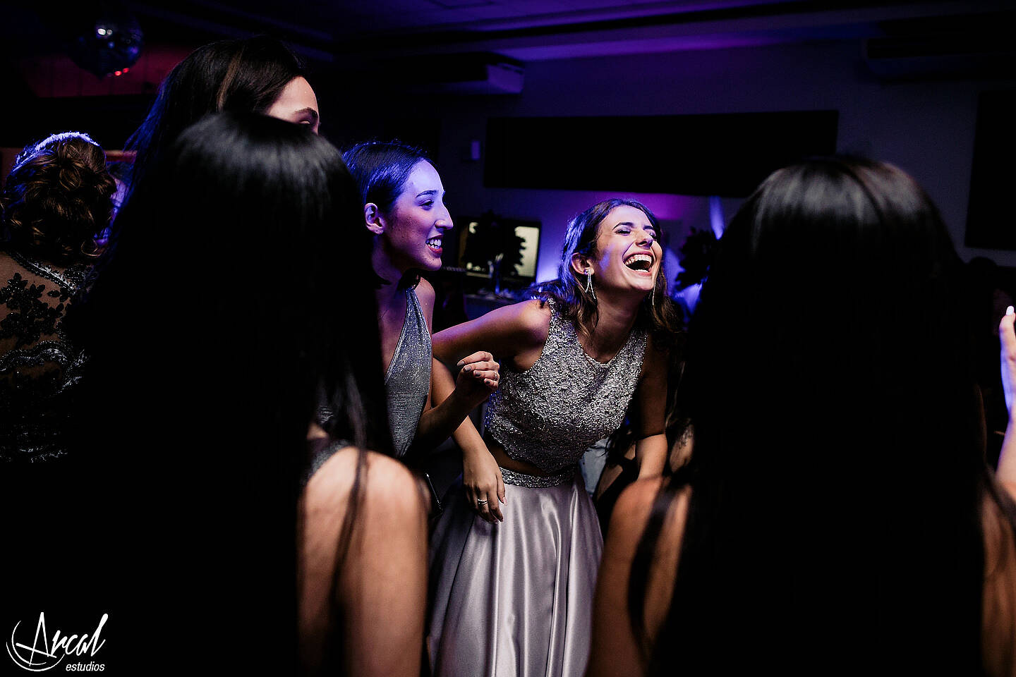 176-giuliana-pelletieri-make-up-de-carla-salguero-en-salo-n-las-grolas-quince-an-os-fiesta-en-pandemia-carlos-paz-malaguen-o-124948