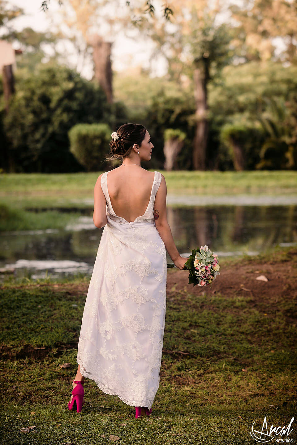 037_Lourdes y Rodrigo; boda en pandemia, iglesia católica parroquia de jesus maría, evento en estancia el rosal, agua de oro, córdobaA