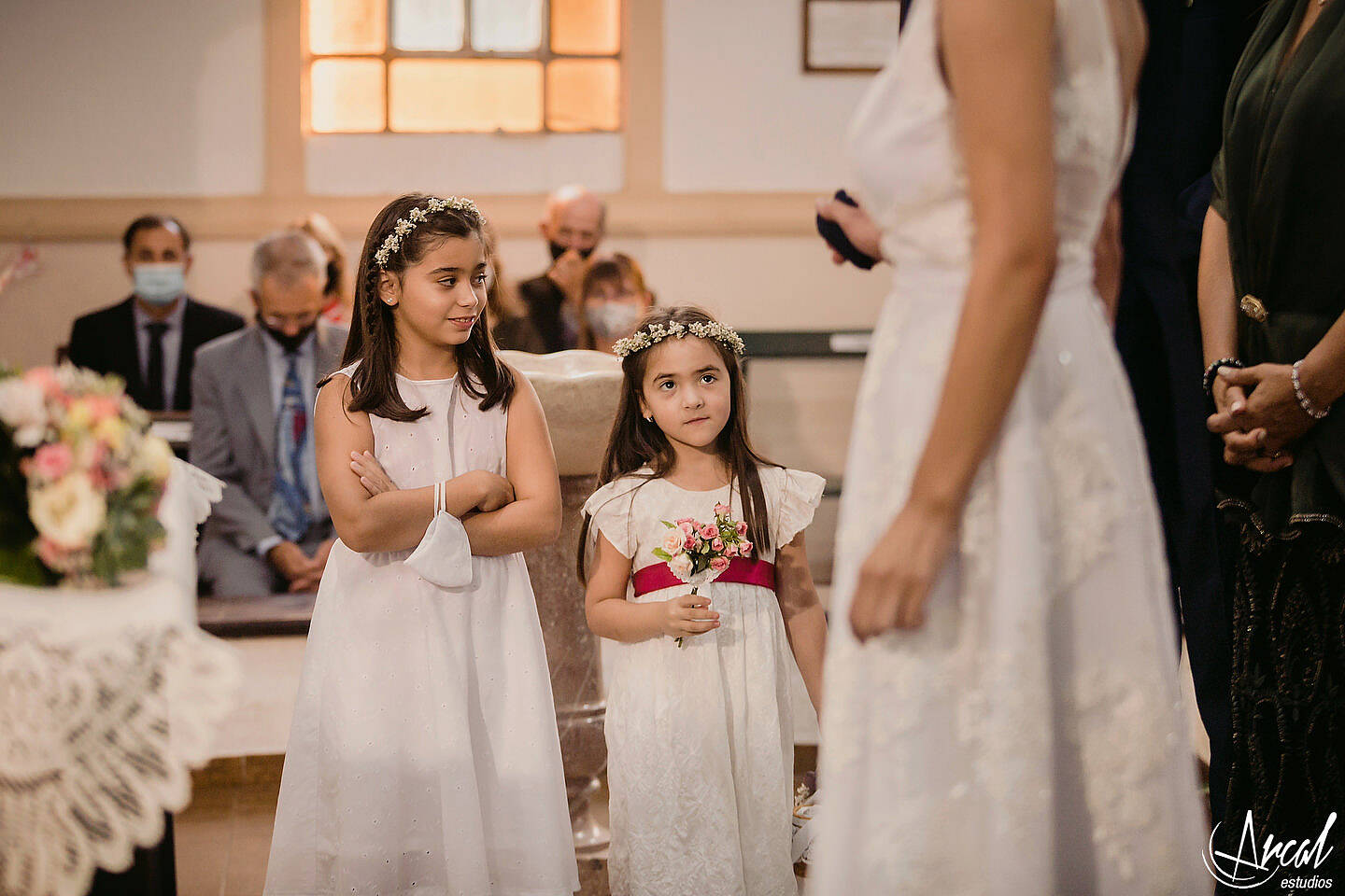 066_Lourdes y Rodrigo; boda en pandemia, iglesia católica parroquia de jesus maría, evento en estancia el rosal, agua de oro, córdobaA