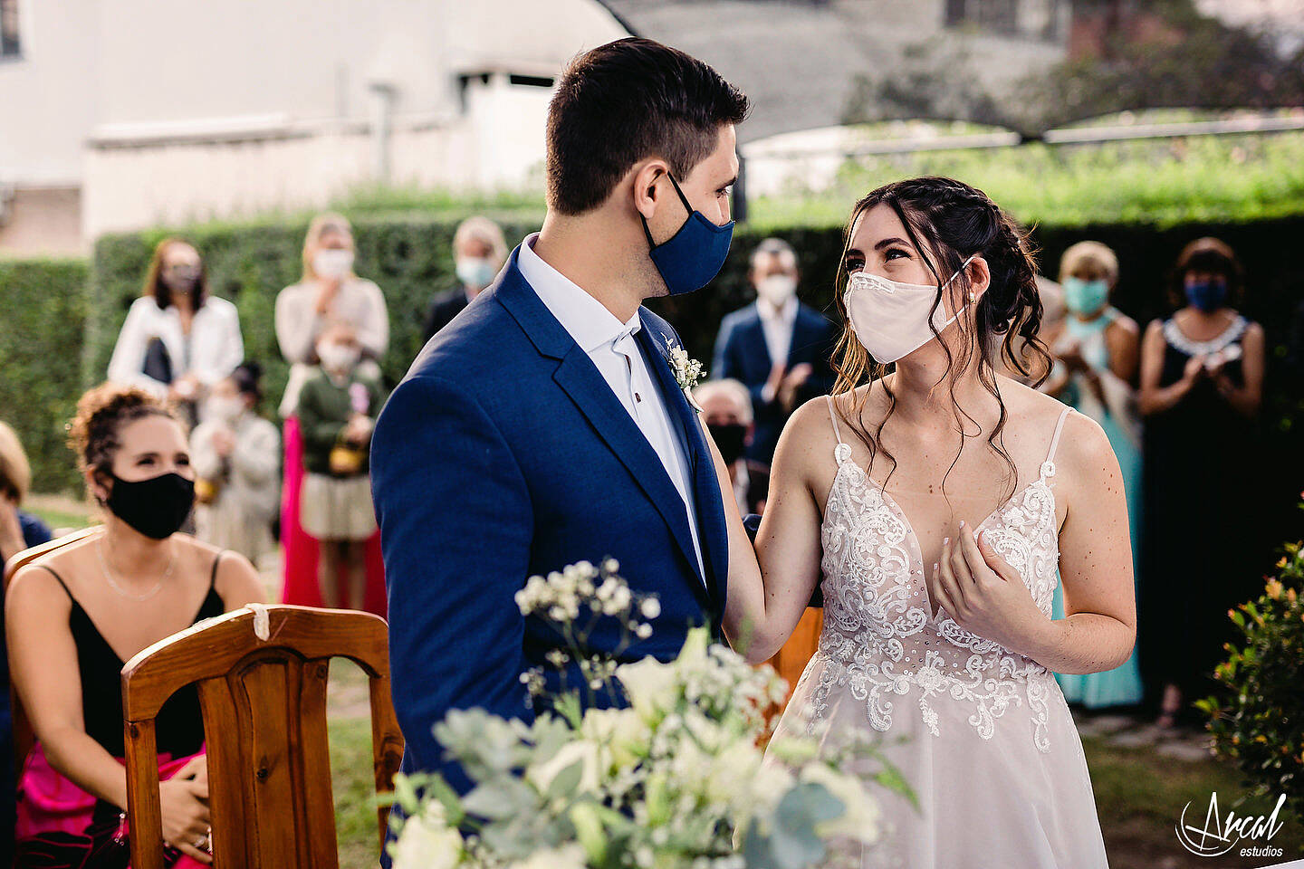 100_Julieta y Agustín - Casamiento en pandemia, salón del Jockey Carlos Paz