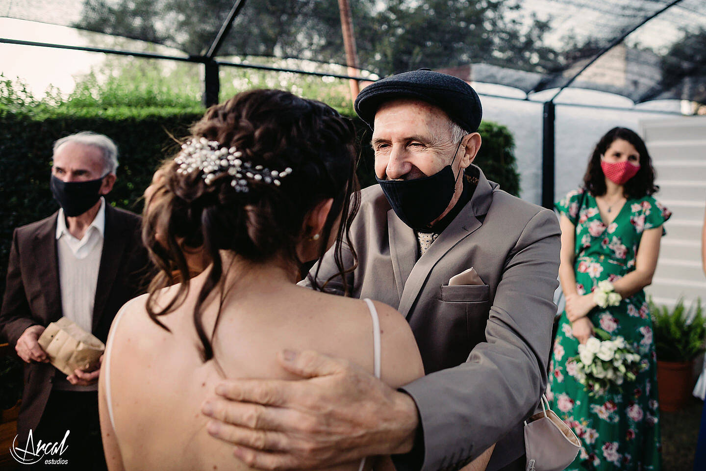 149_Julieta y Agustín - Casamiento en pandemia, salón del Jockey Carlos Paz