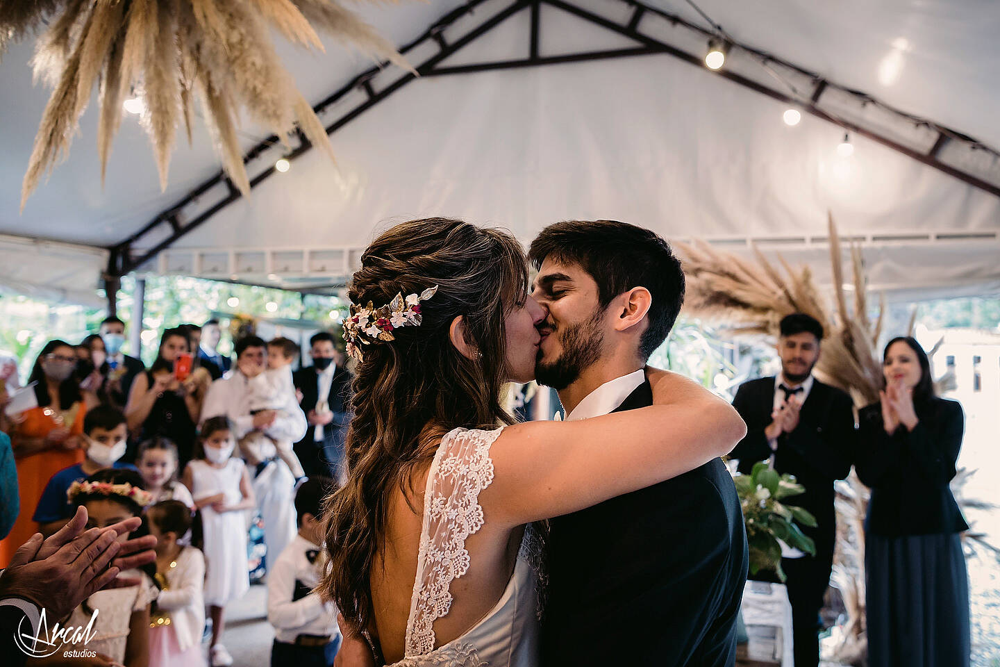 136_Carla y Guille, casamiento en pandemia, boda en estancia El Rosal de Agua de Oro, animación de Ramiro Buteler, fotografía de Arcal Estudios
