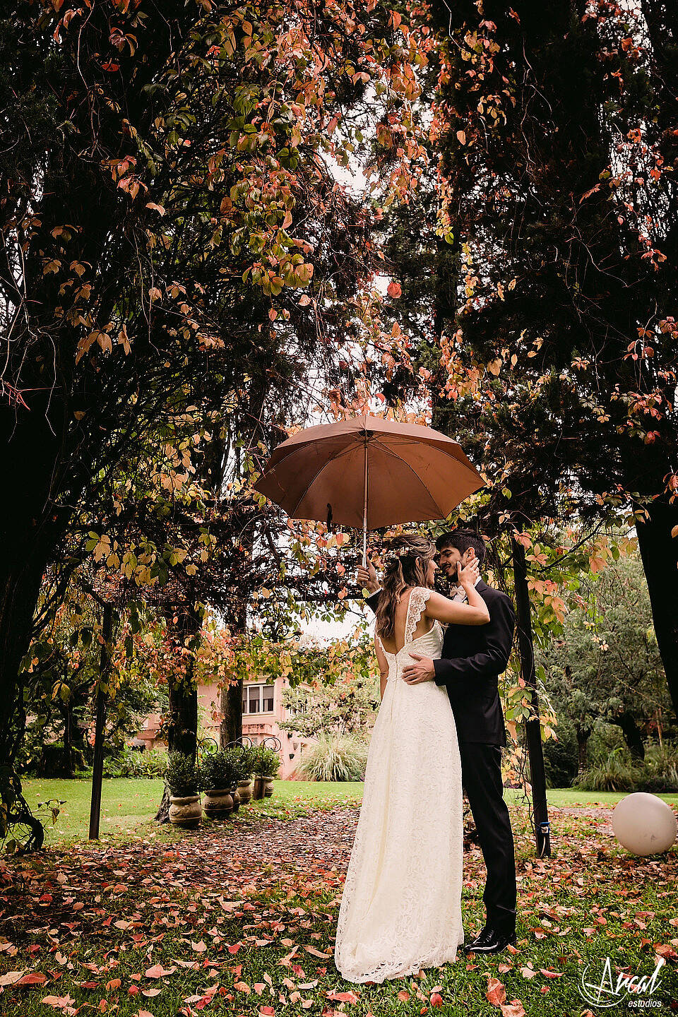 170_Carla y Guille, casamiento en pandemia, boda en estancia El Rosal de Agua de Oro, animación de Ramiro Buteler, fotografía de Arcal Estudios