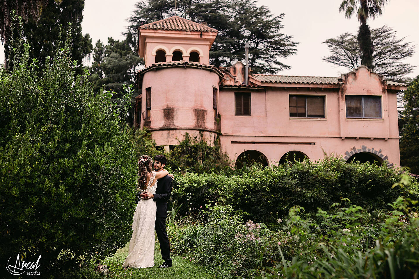 201_Carla y Guille, casamiento en pandemia, boda en estancia El Rosal de Agua de Oro, animación de Ramiro Buteler, fotografía de Arcal Estudios