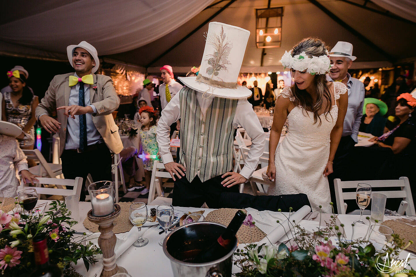 339_Carla y Guille, casamiento en pandemia, boda en estancia El Rosal de Agua de Oro, animación de Ramiro Buteler, fotografía de Arcal Estudios