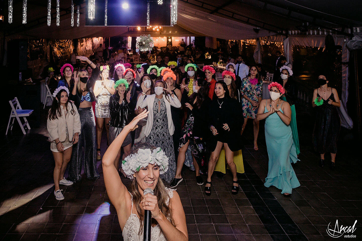 421_Carla y Guille, casamiento en pandemia, boda en estancia El Rosal de Agua de Oro, animación de Ramiro Buteler, fotografía de Arcal Estudios